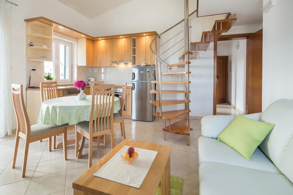 Apartments Leon ポドストラナ 部屋 写真
