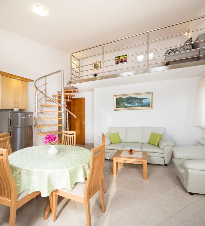 Apartments Leon ポドストラナ 部屋 写真