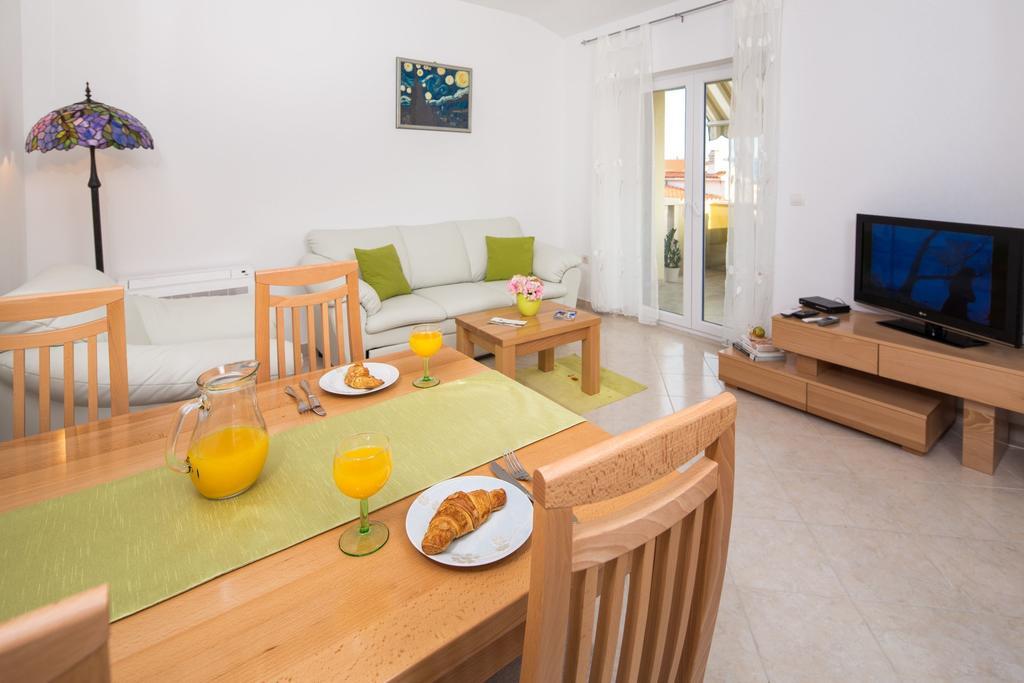 Apartments Leon ポドストラナ 部屋 写真